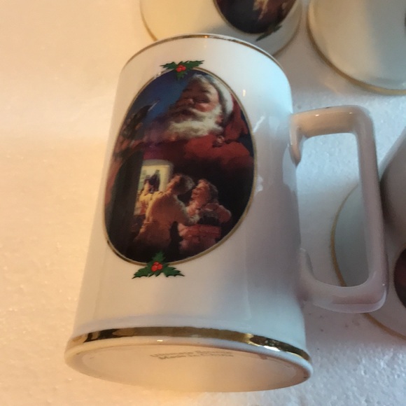 Vintage Coca Cola 1996 Old Classic Santa Coffee Cocoa Mug Set of Four - Picture 4 of 8
